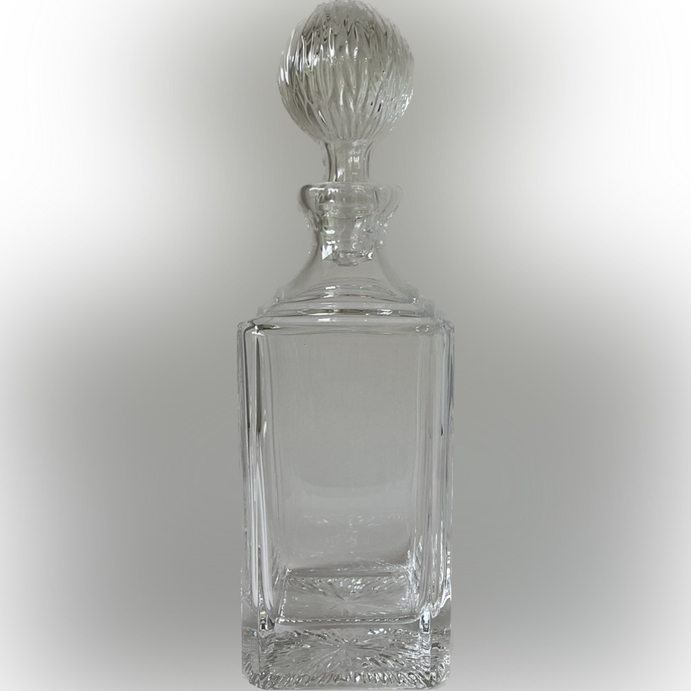 Classic Square 24 oz Clear Glass Decanter with Round Stopper